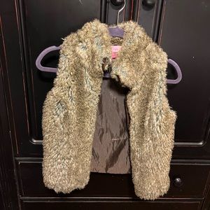 Faux Fur Vest Pink Sugar Womens small
